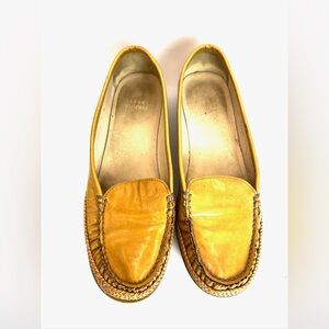 STUART Weitzman patent  loafers tan 7